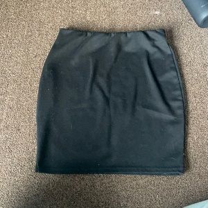 Black mini pencil skirt